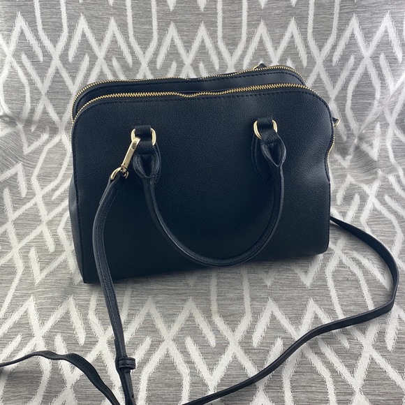 Nine West Crossbody with Three Compartments Black - Picture 2 of 8